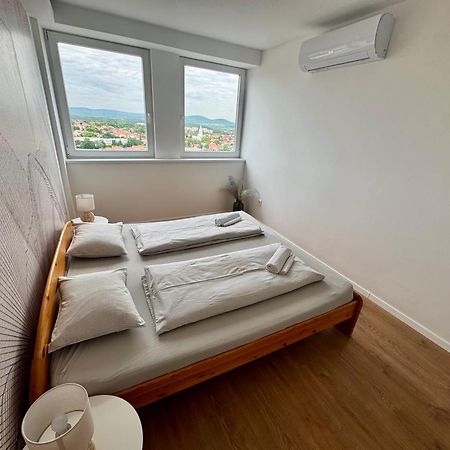 Panorama View Deluxe Apartment Veszprem Ngoại thất bức ảnh