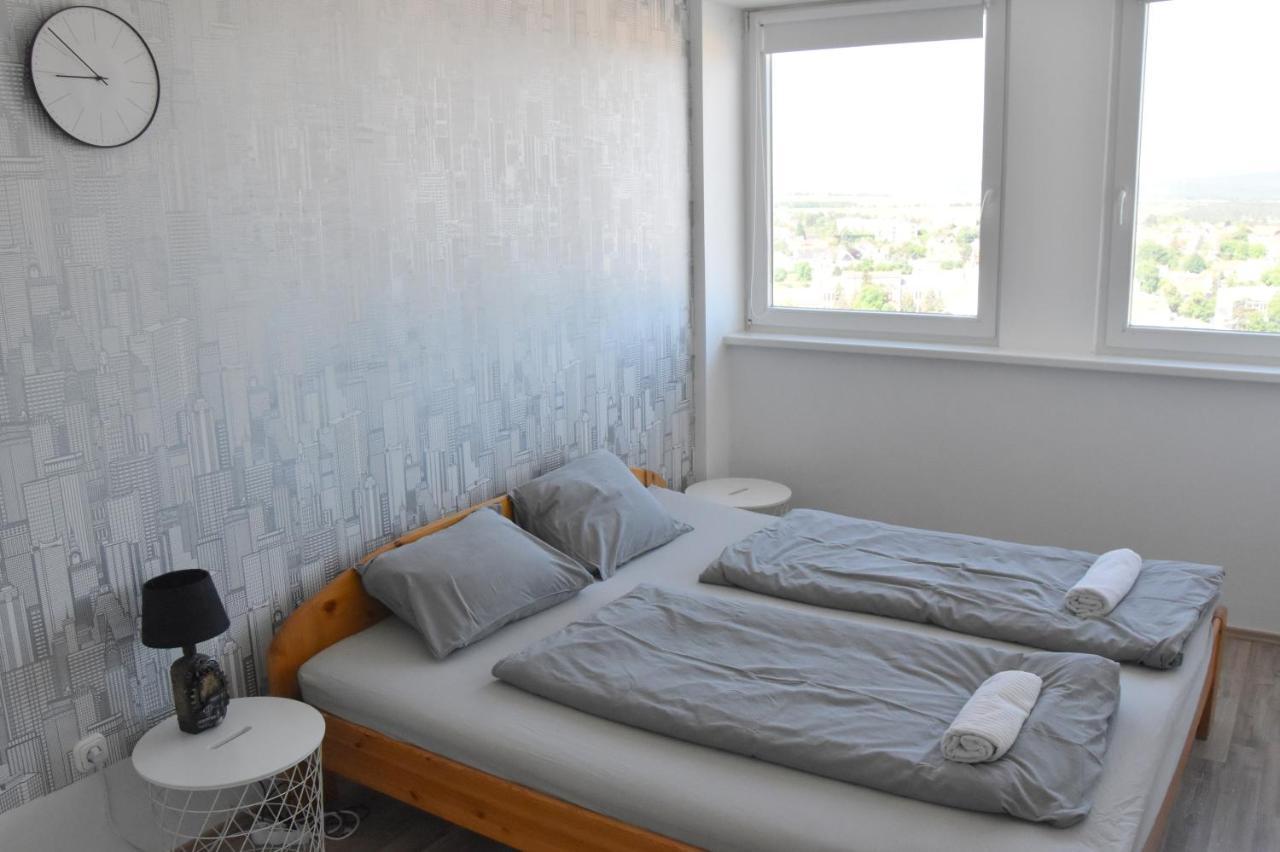 Panorama View Deluxe Apartment Veszprem Ngoại thất bức ảnh
